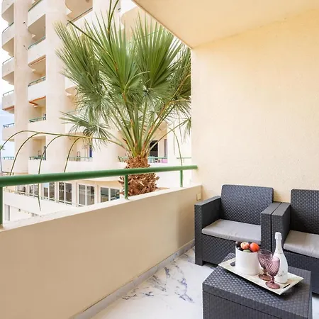 Διαμέρισμα Cozy 1st Sea Line In The Quiet Area